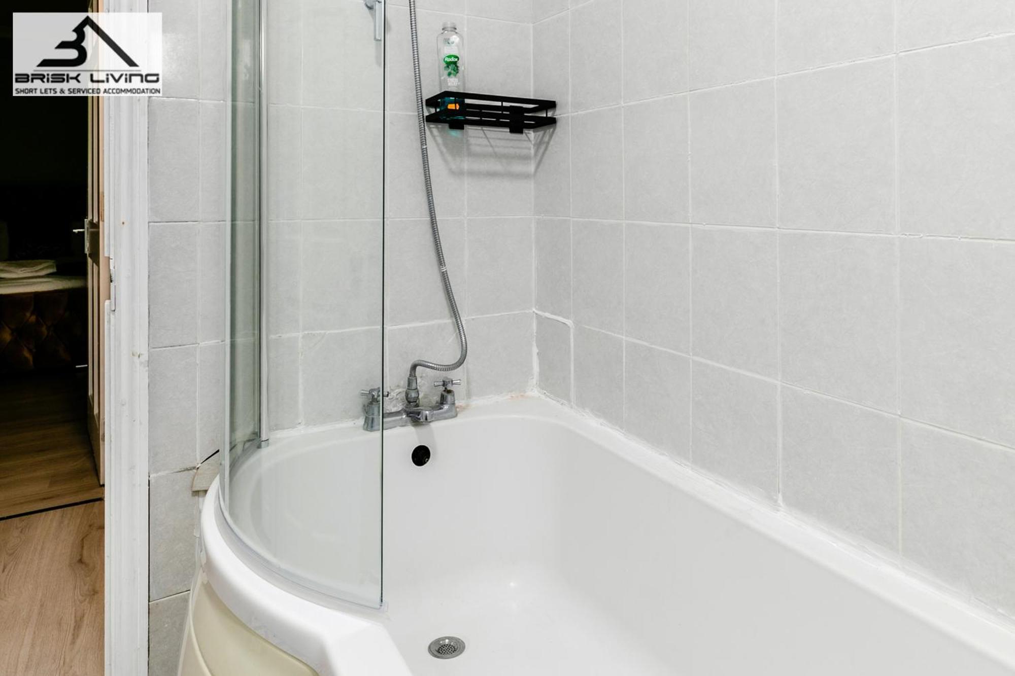 5Br House, Free Parking Offa12, Contractor, Big Families, Relocation Villa Redbridge Exterior foto